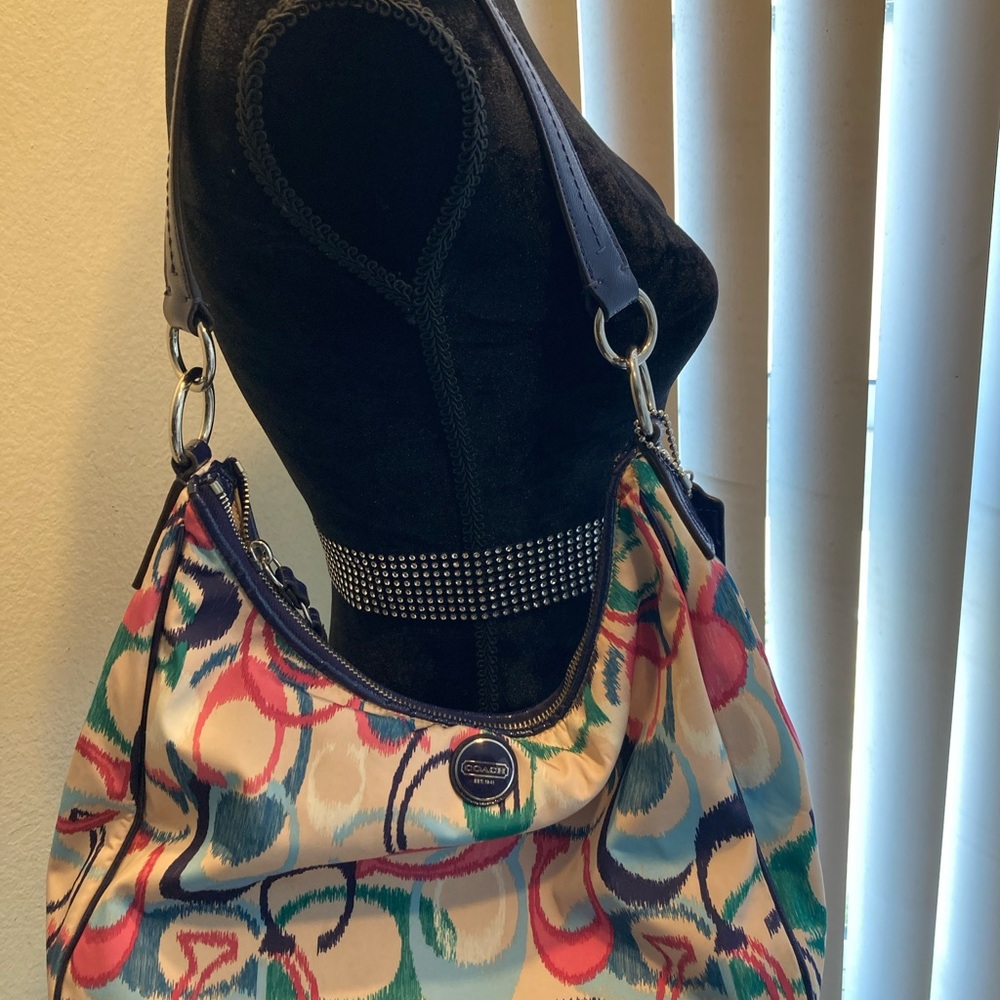 Coach bag one colors cloth vinyl great condition